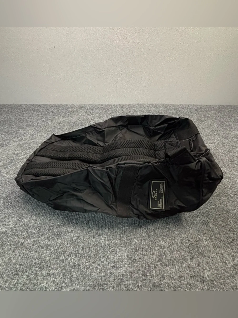 Oakley Crestible Packable Backpack Blackout New with Tags Travel Lightweight Day